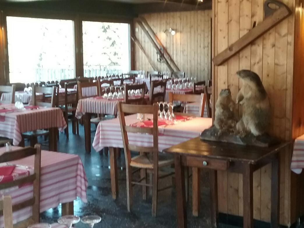 Hotel Restaurant Les Rosieres Manigod Esterno foto